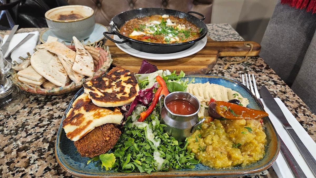 Nomad Cafe and Deli
