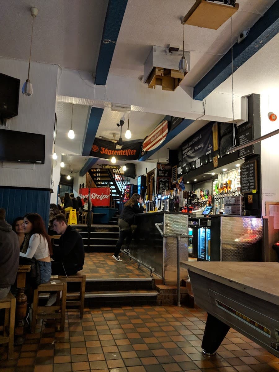 Rascals Cafe Bar