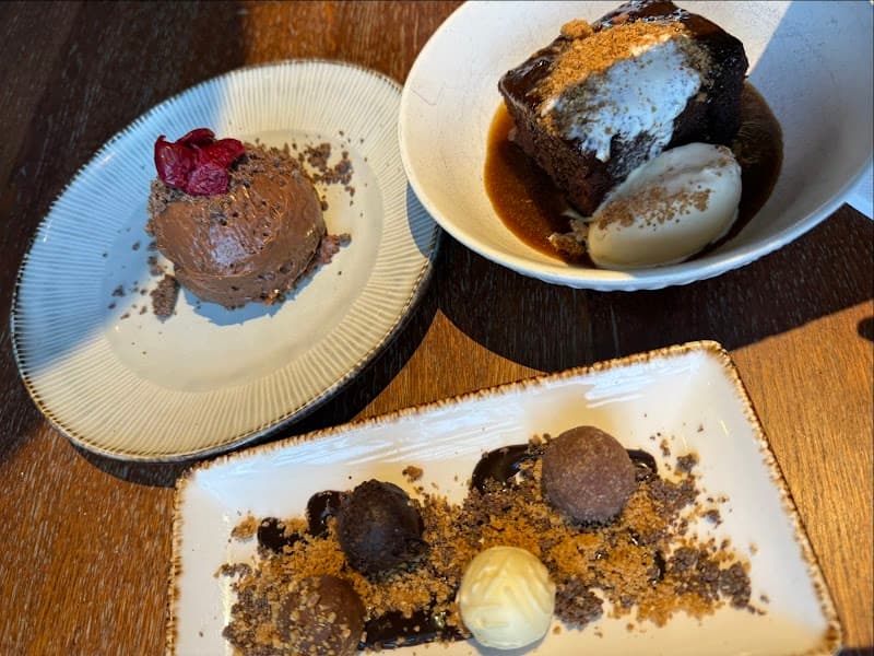 Hermitage Rd Bar and Restaurant