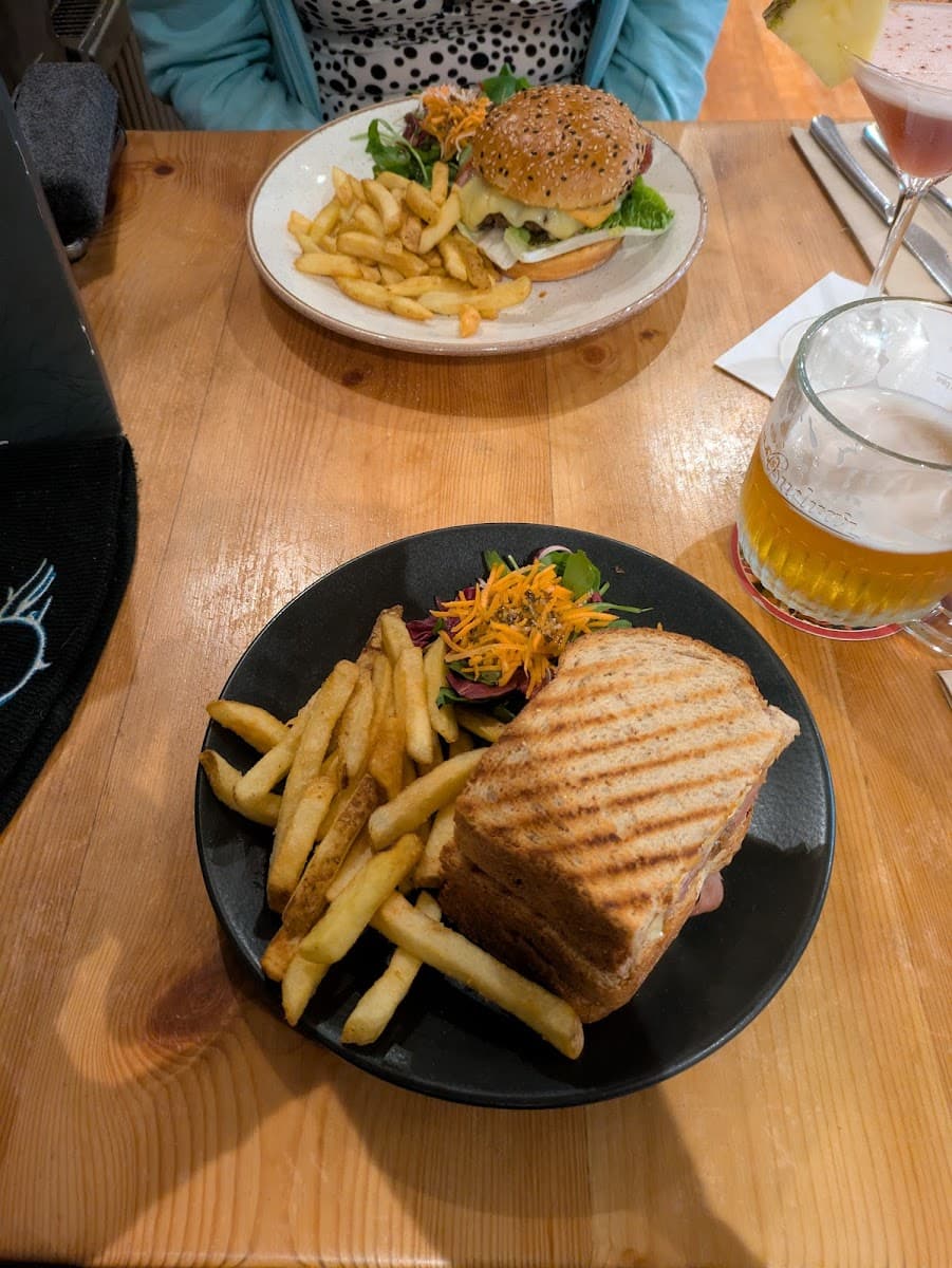 Cafe St. Paul's