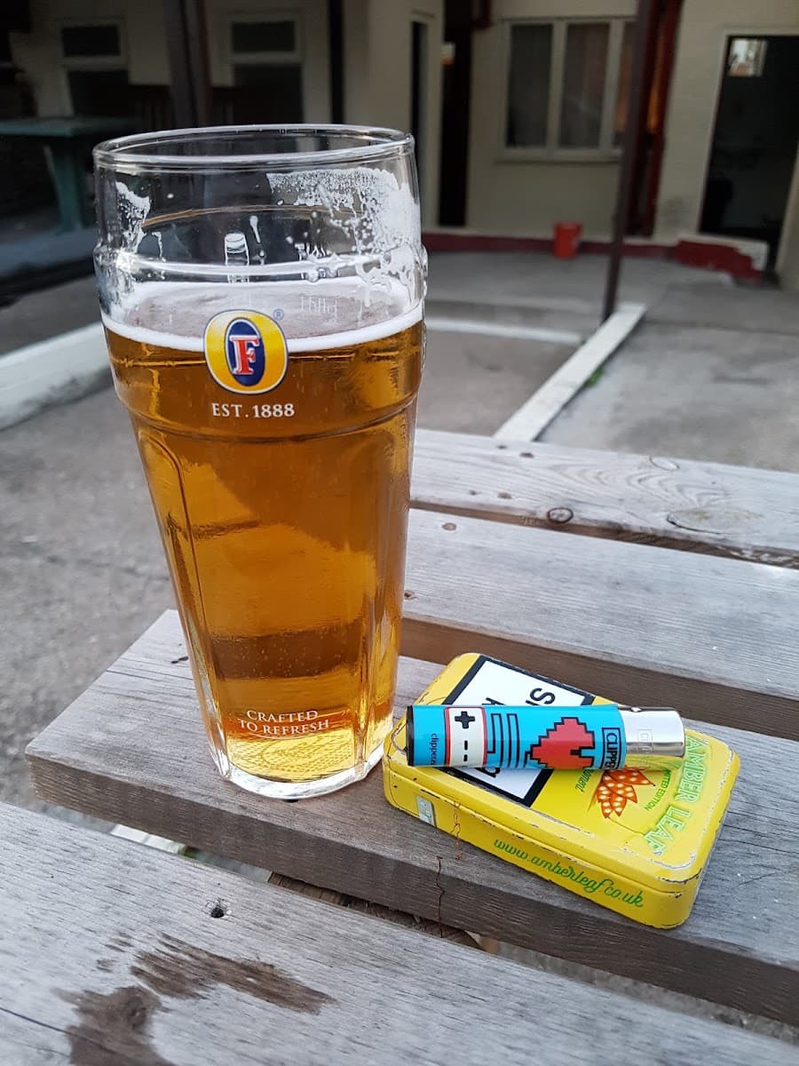 Sportsman Pub