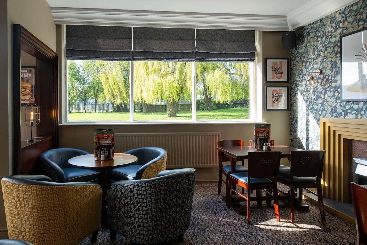 The Three Magpies Hotel