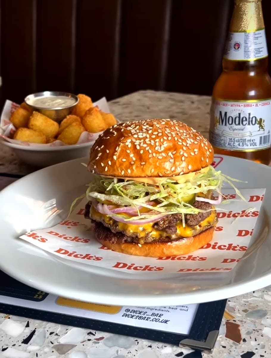 Dick's Cafe/Bar