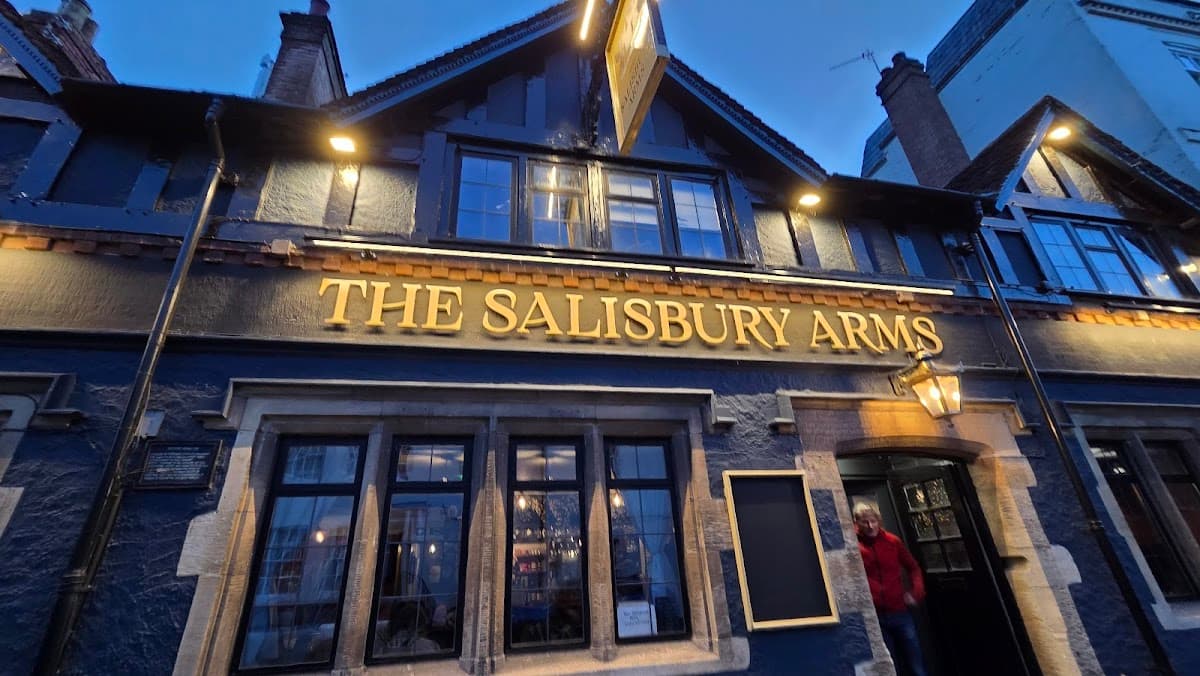 Salisbury Arms