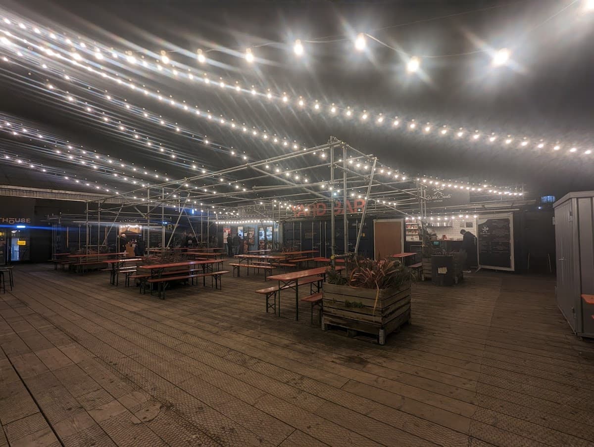 Yard Bar