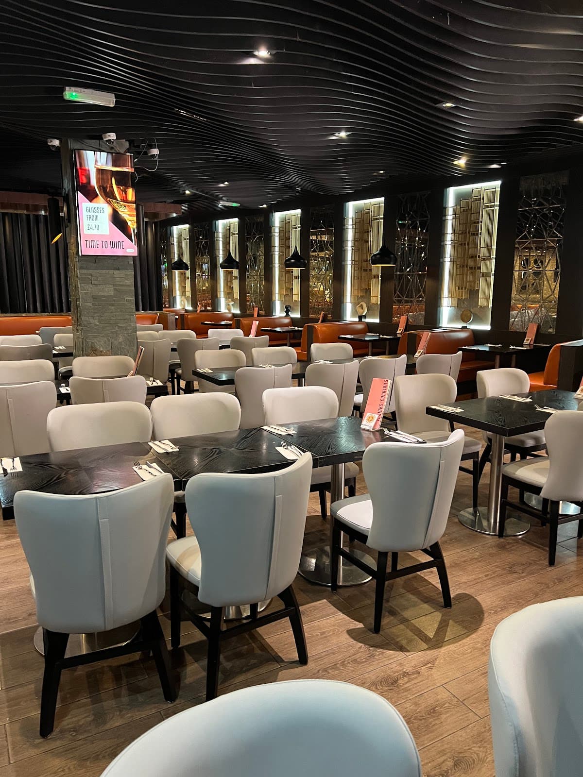 COSMO All You Can Eat World Buffet Restaurant | Norwich