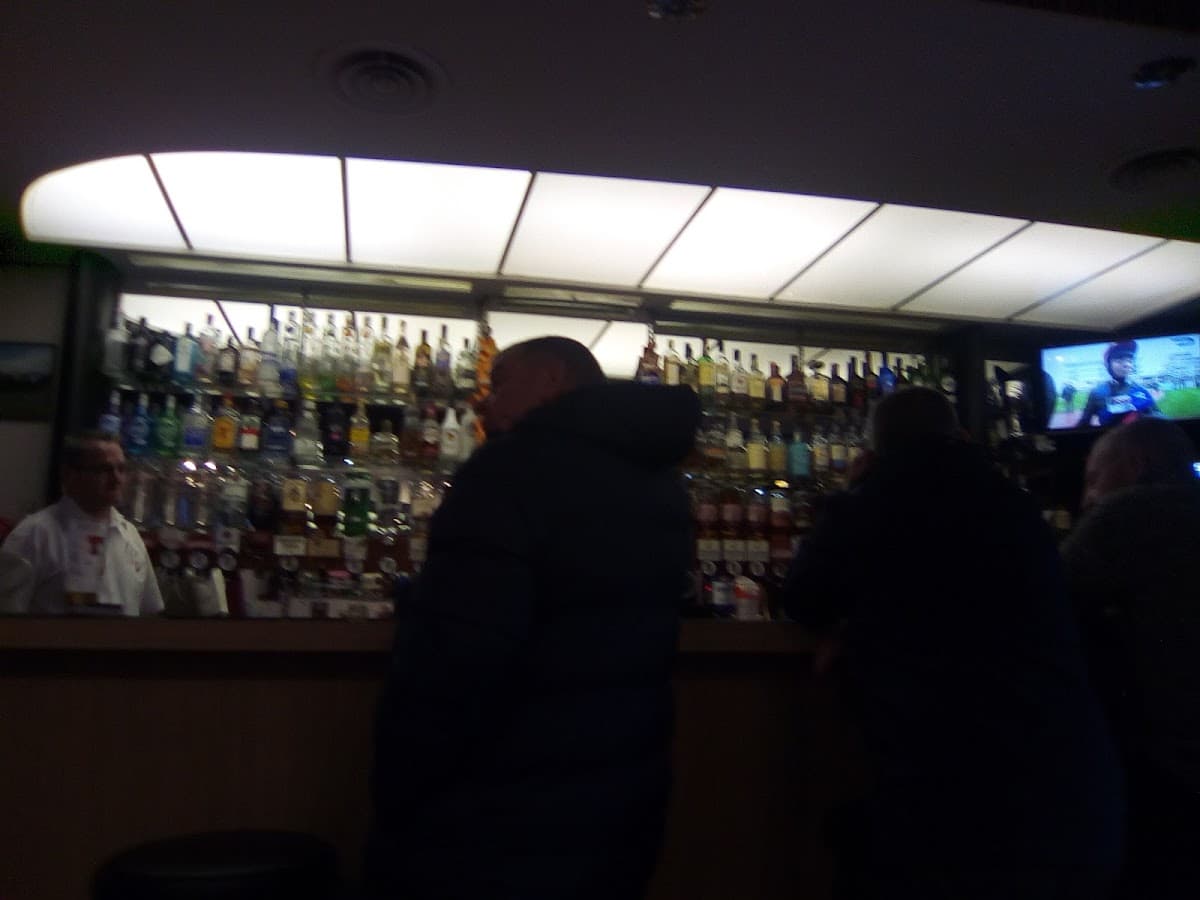 Club Bar