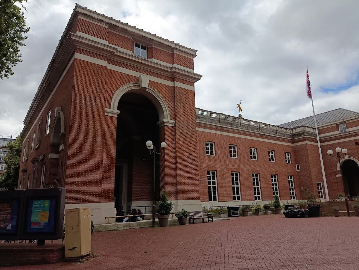 Kensington Town Hall