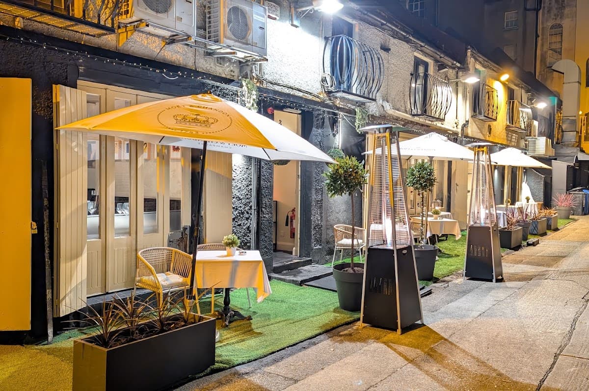 No5 Late Bar