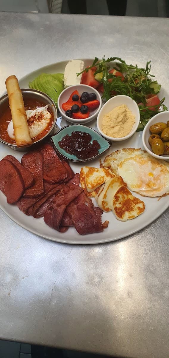 Mess Cafe
