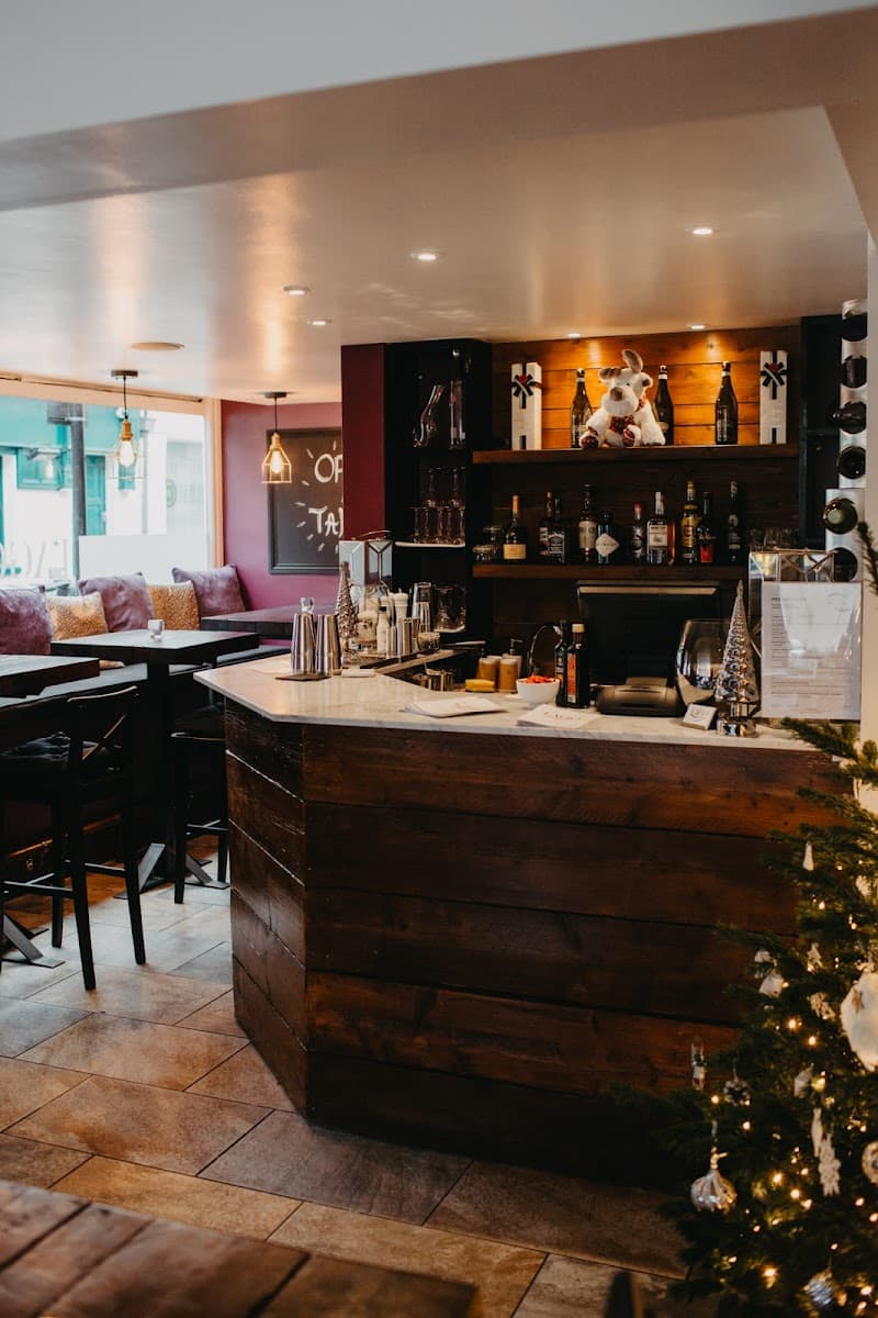 LagodiComo Bar and Restaurant