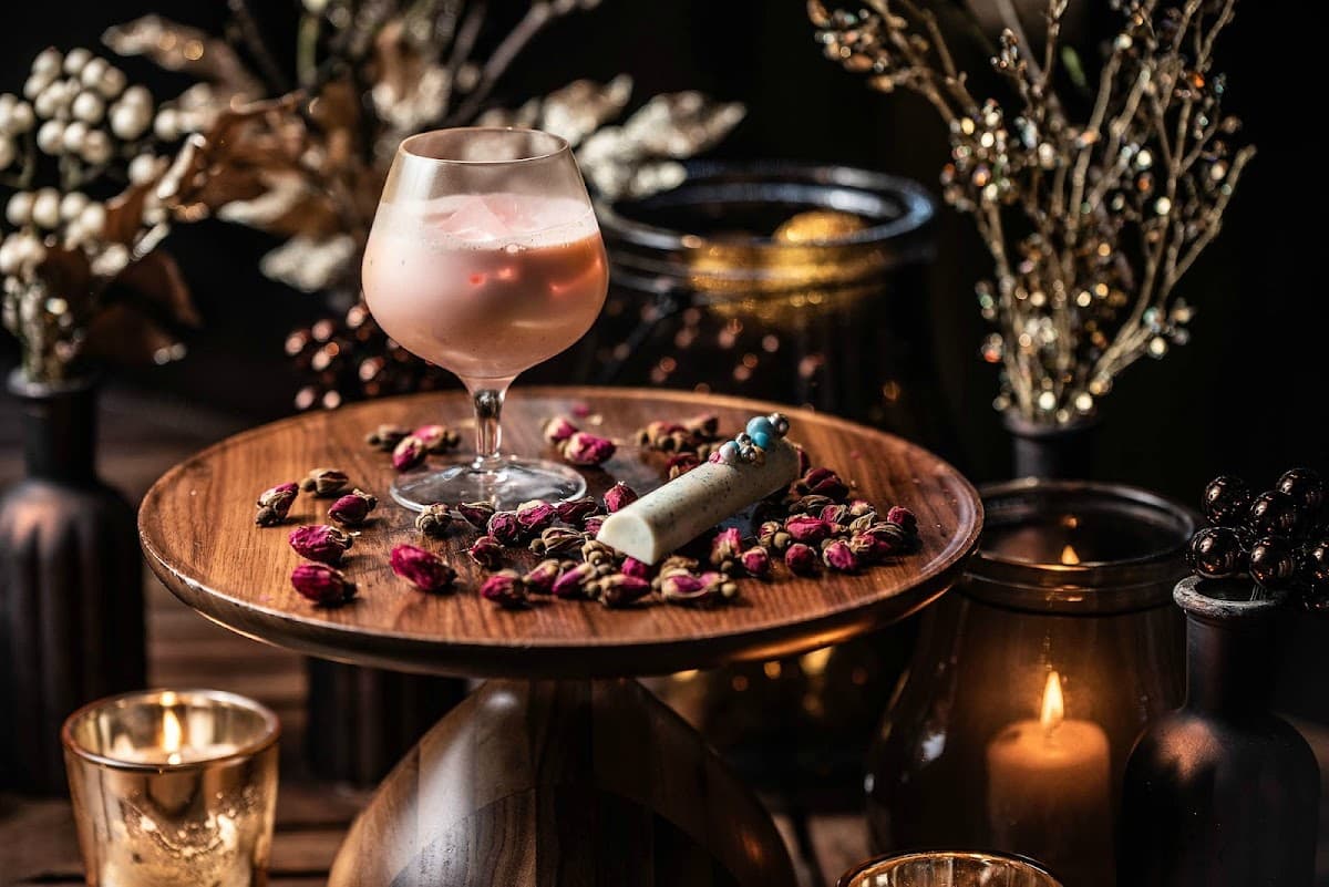 Smith & Whistle Bar & Terrace
