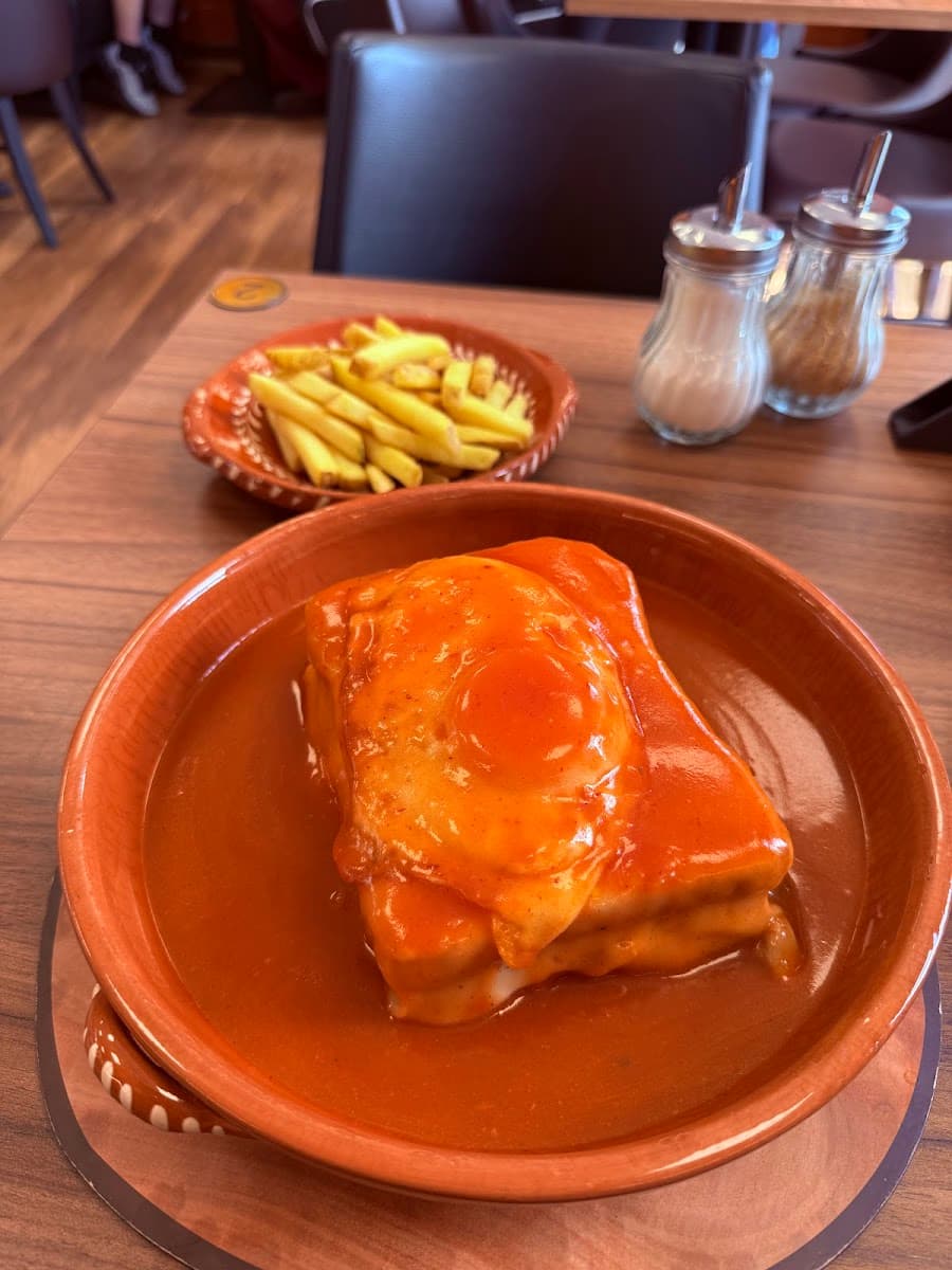 Gorety Portuguese Café