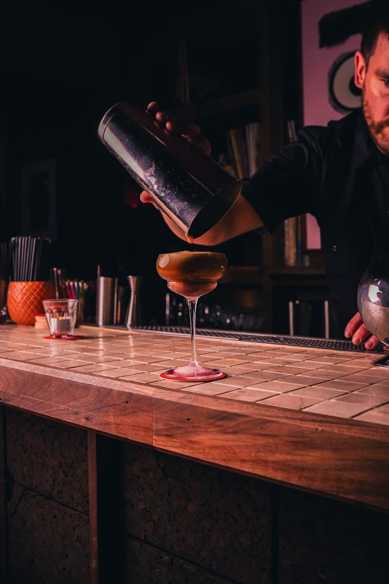 Simone’s Cocktail Club