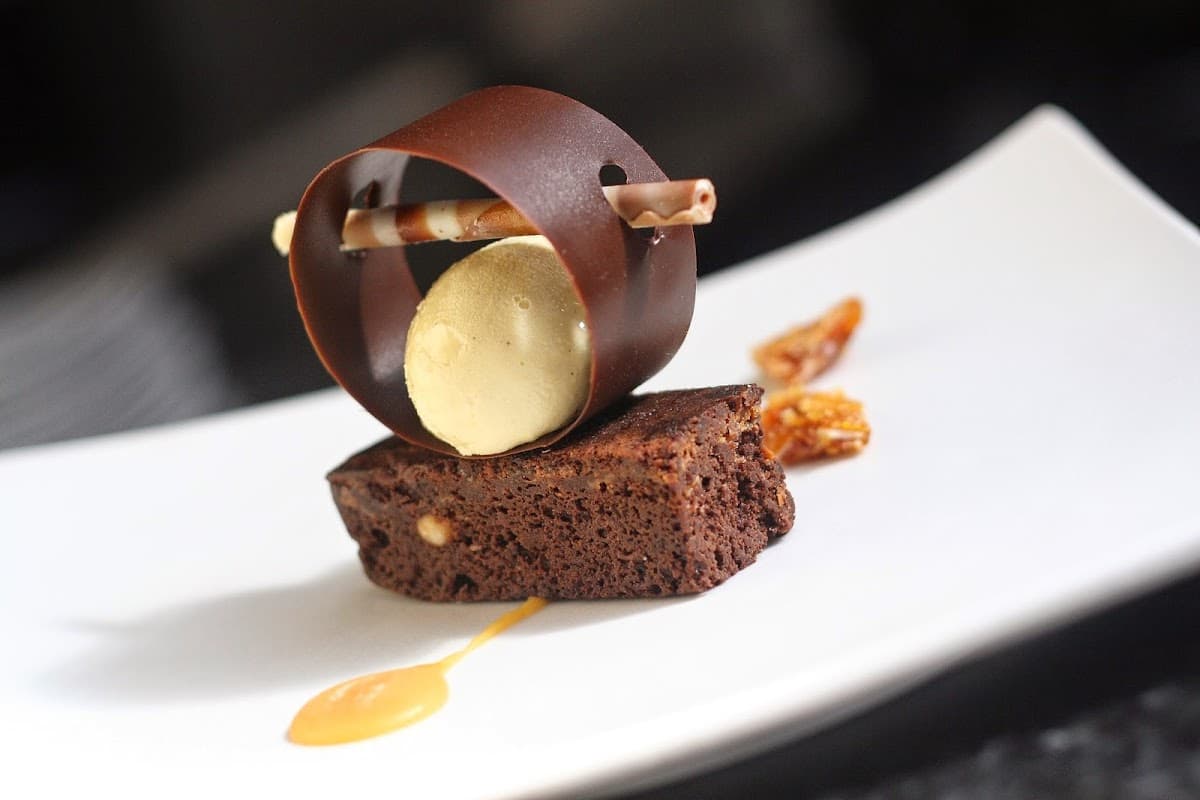 Silks Bistro & Champagne Bar