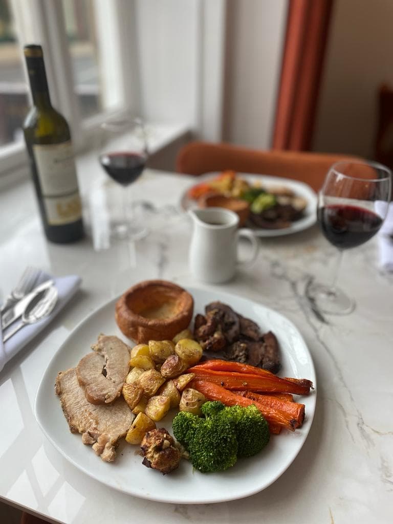 The Warwick Arms Hotel Restaurant
