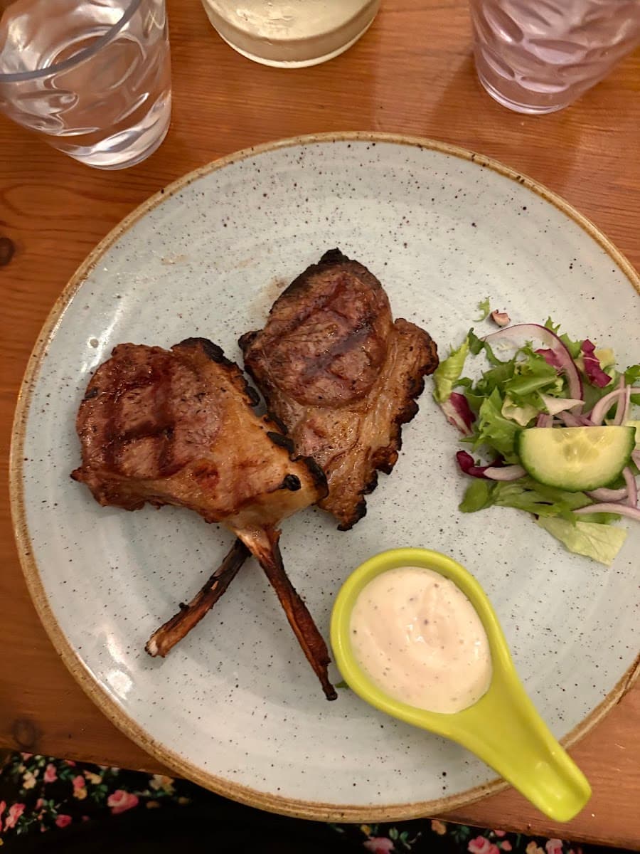 Zammuto Steak and Grill House