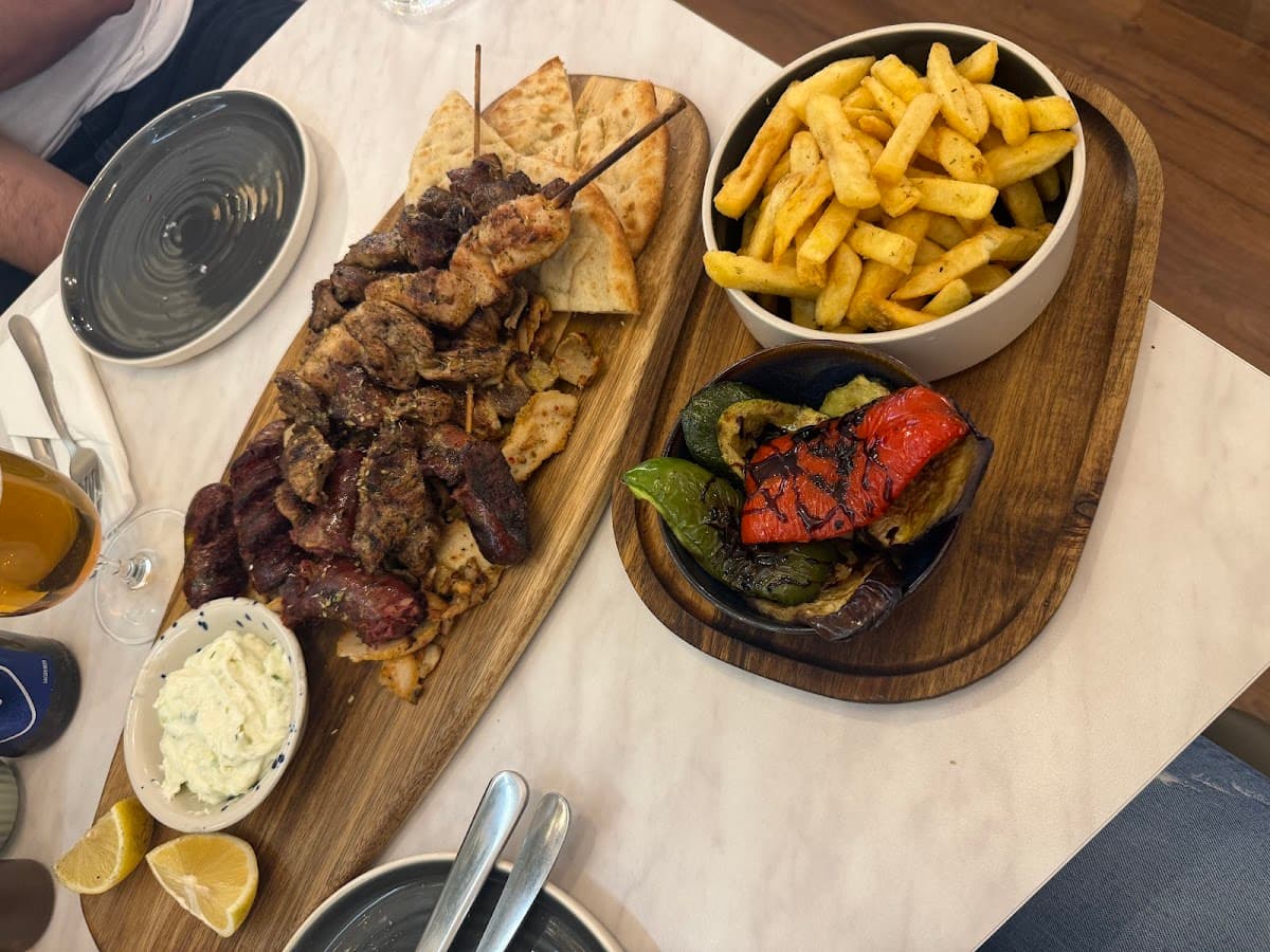 Maniatiko Greek Restaurant