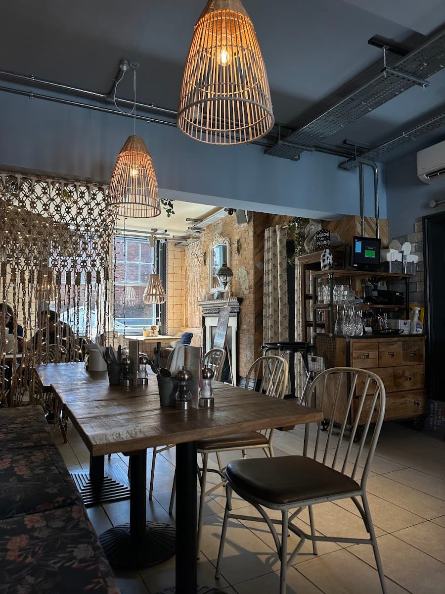 Megan's by the Castle Restaurant (Guildford)