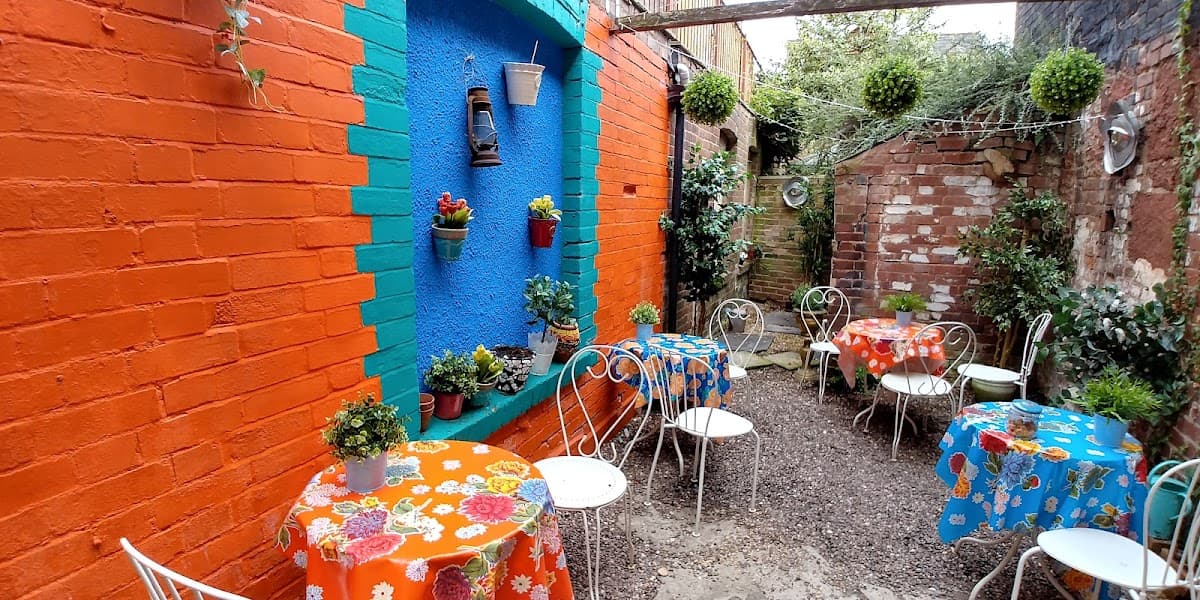 Glorious Art Cafe