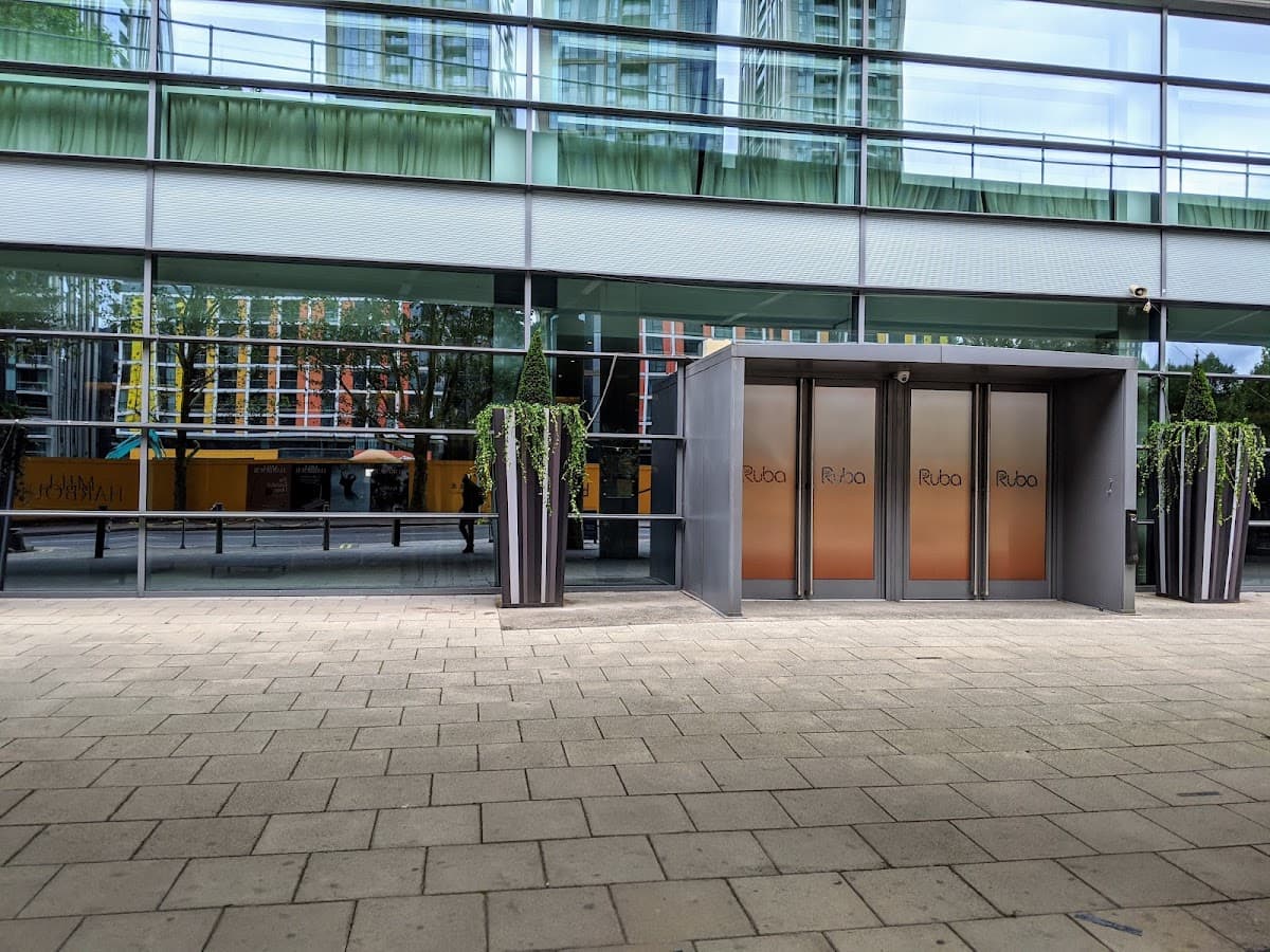 TwoRuba Canary Wharf