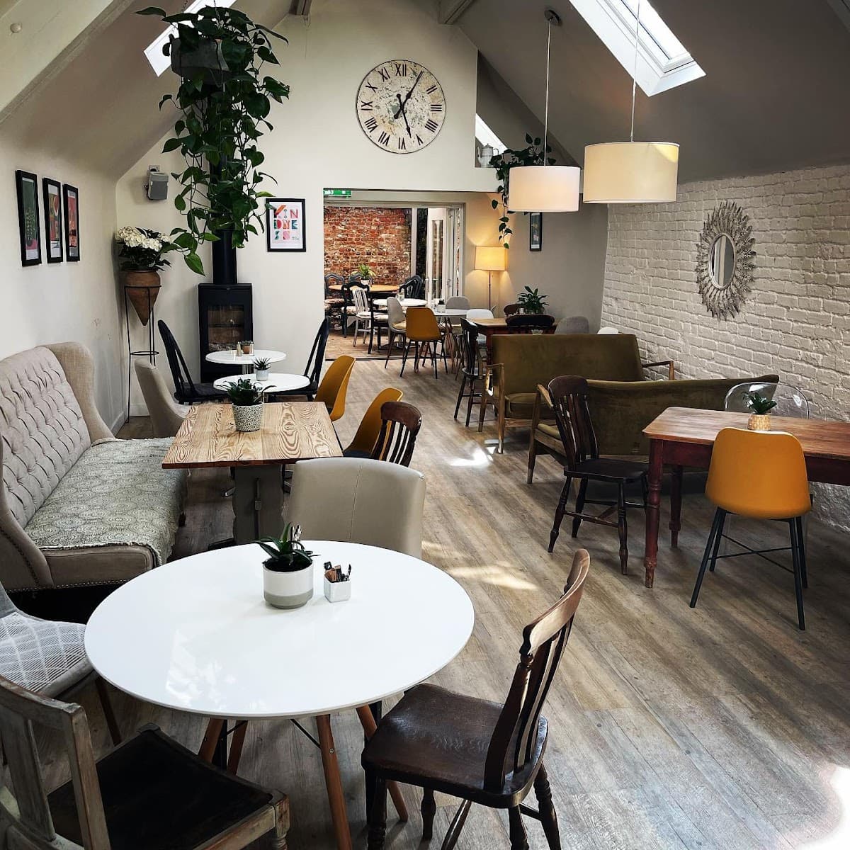 Luckes Bistro