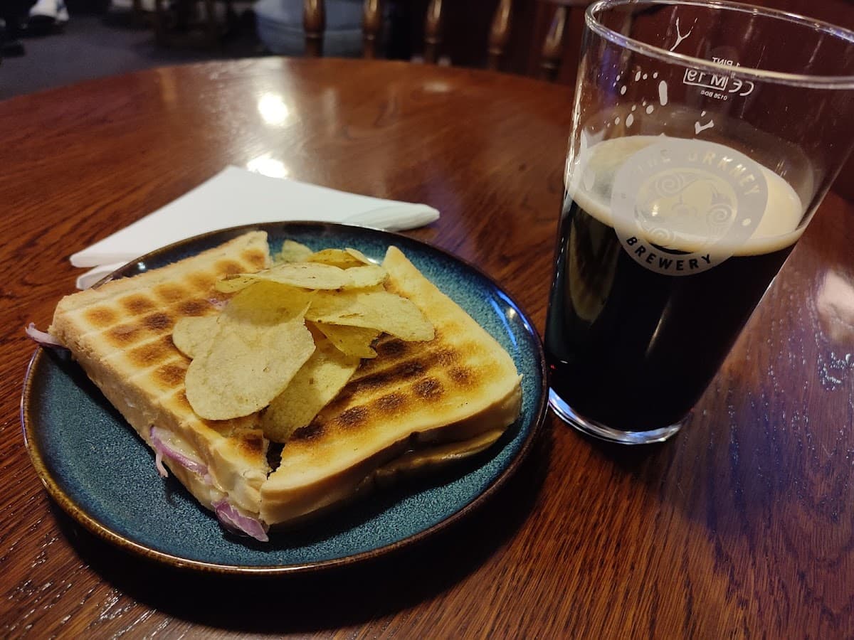 Aitchie's Ale House
