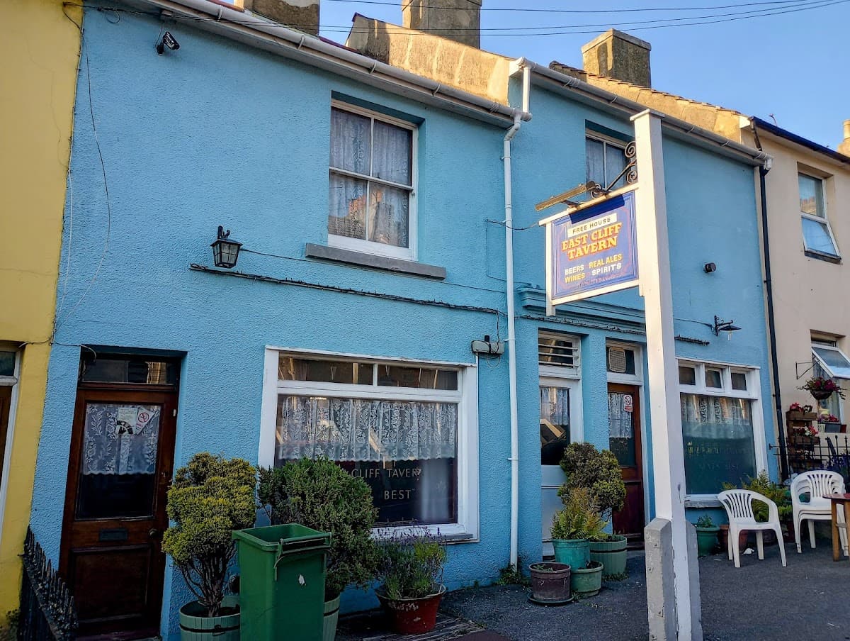 East Cliff Tavern