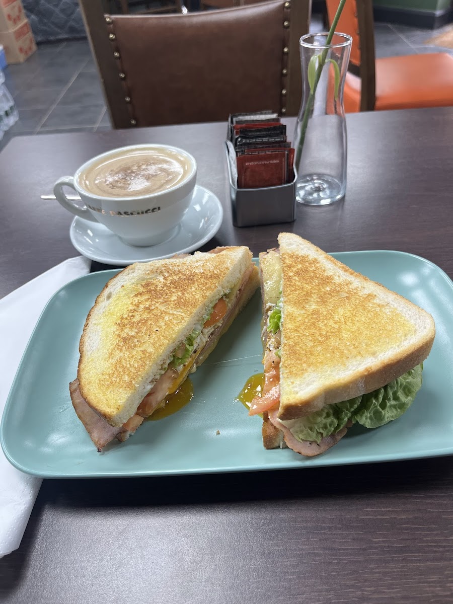 Oannas caffe