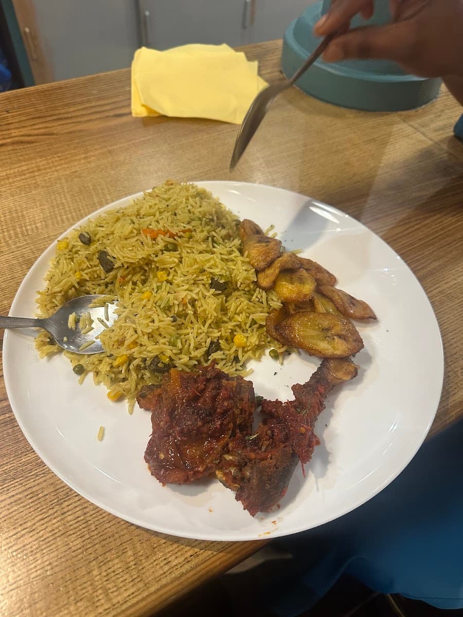 Ariri Restaurant and Bar