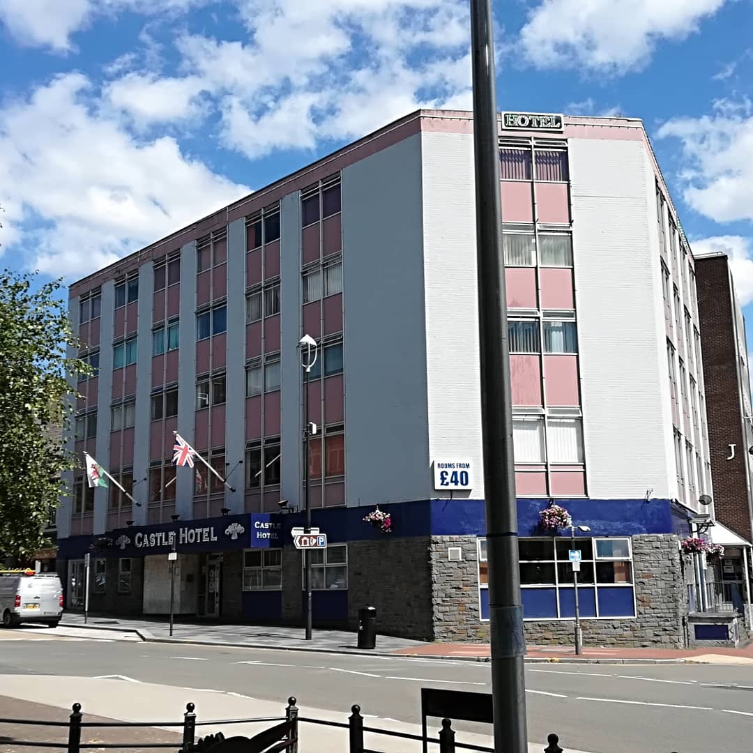Castle Hotel