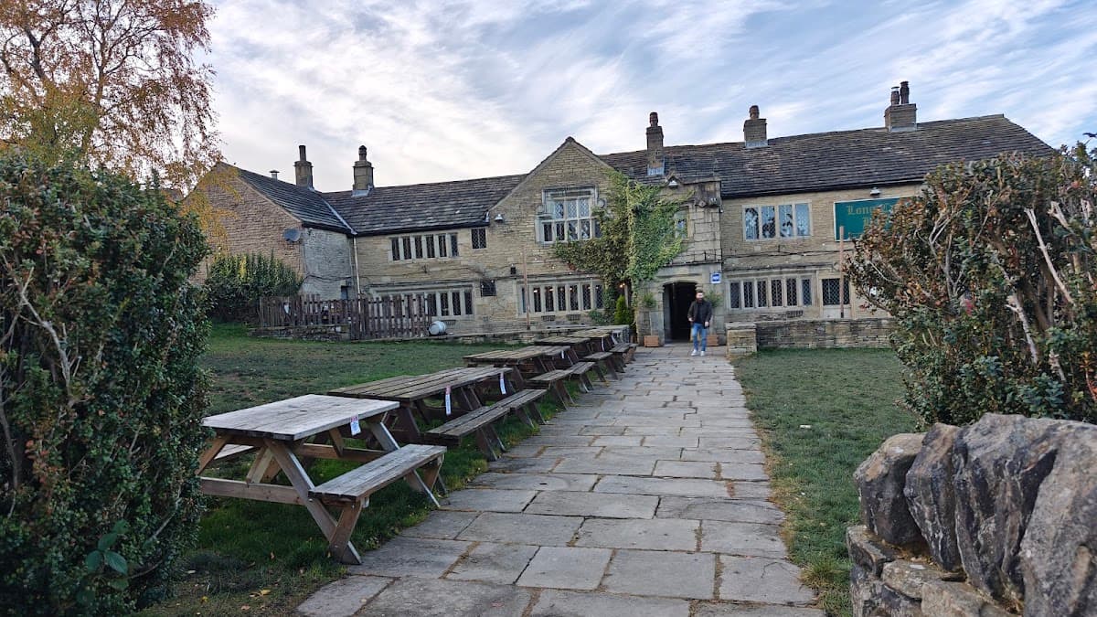 Long Can Hall
