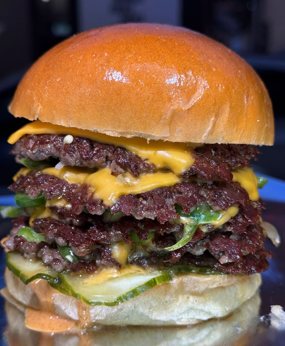 Vons | Smash Burgers • Philly Cheesesteak • Ealing