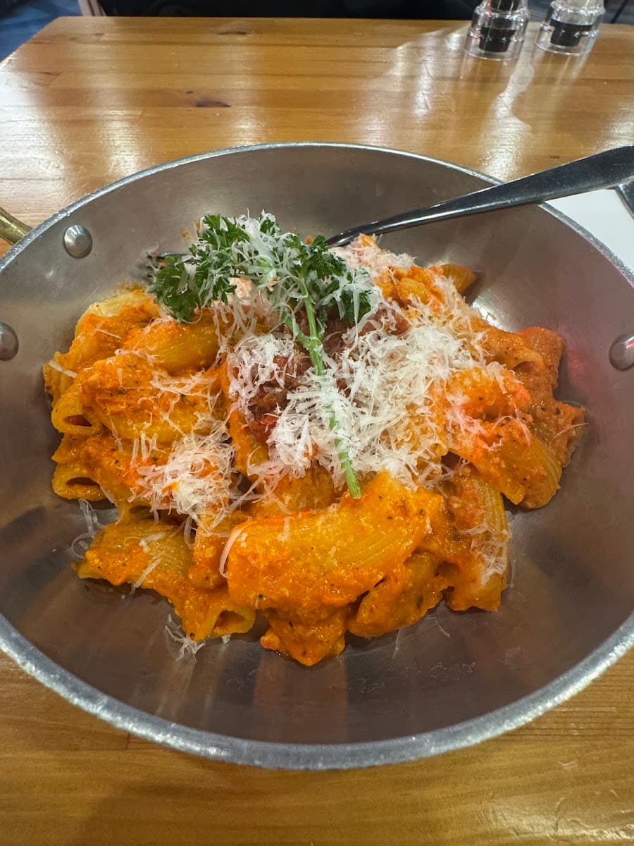 100% PASTA