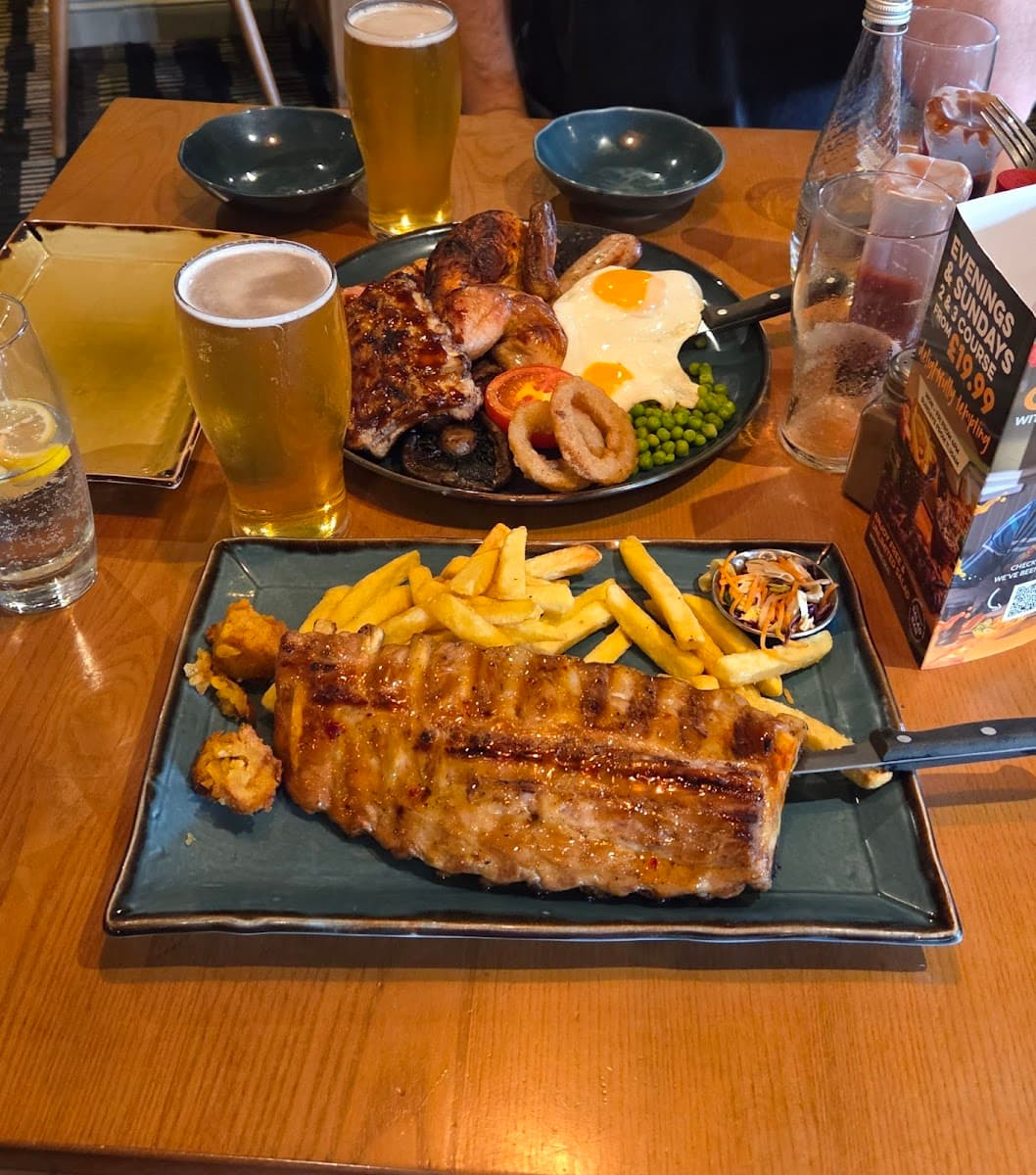 Harvester Windsor Lad Windsor