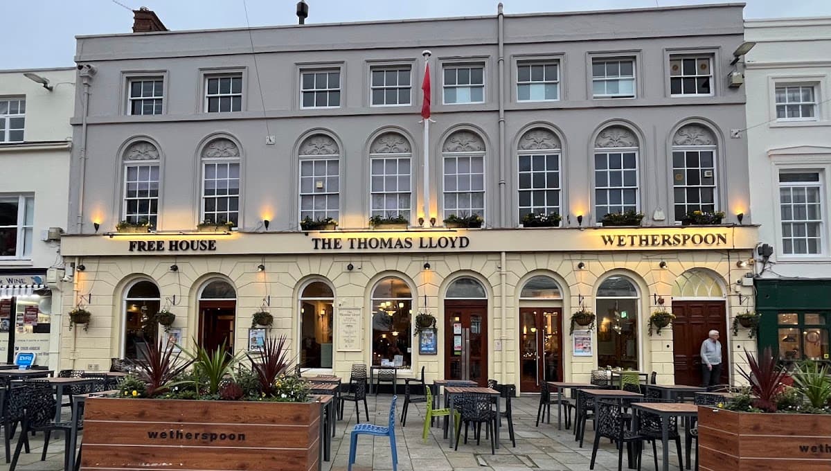The Thomas Lloyd - JD Wetherspoon