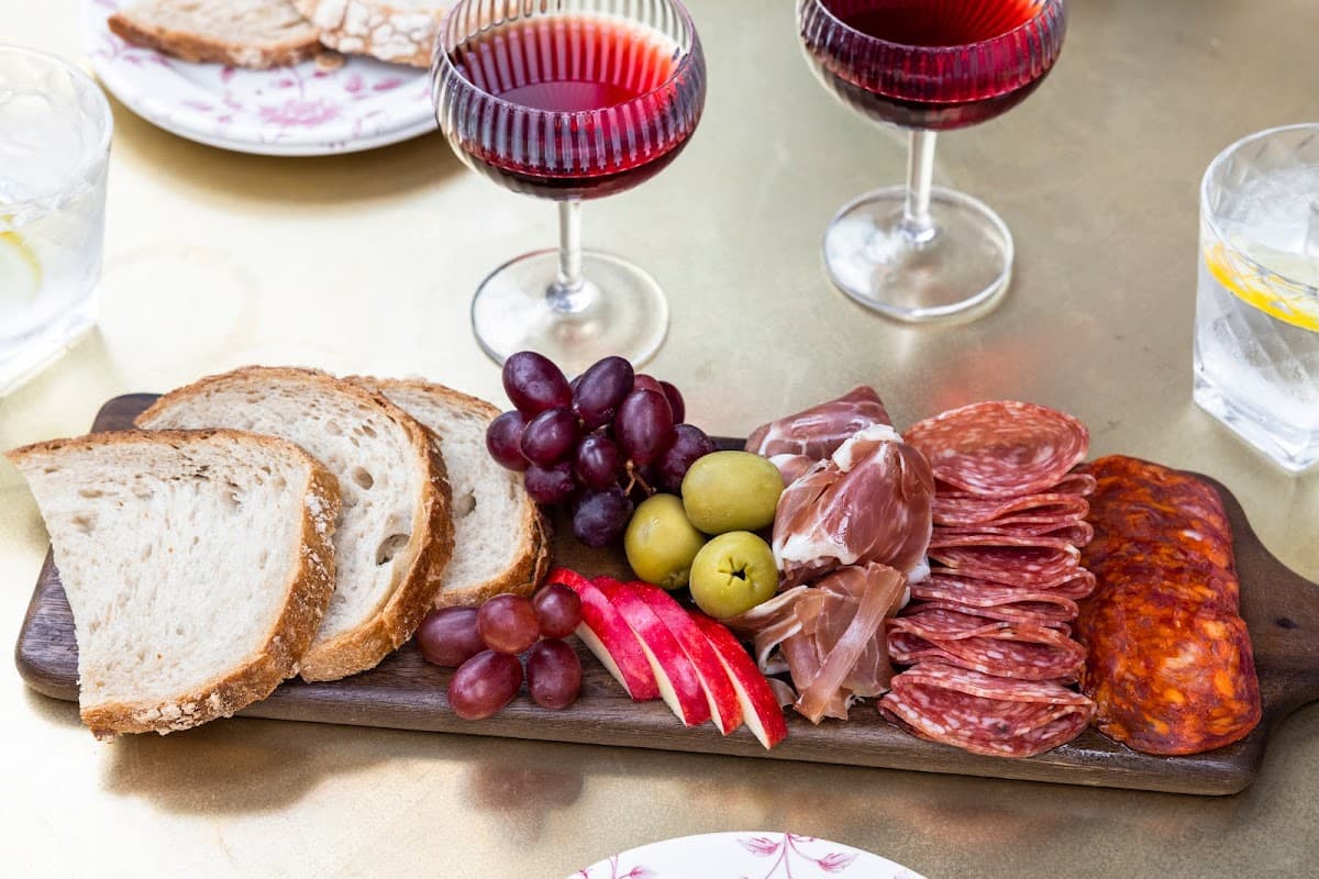 Finch Wine Bar