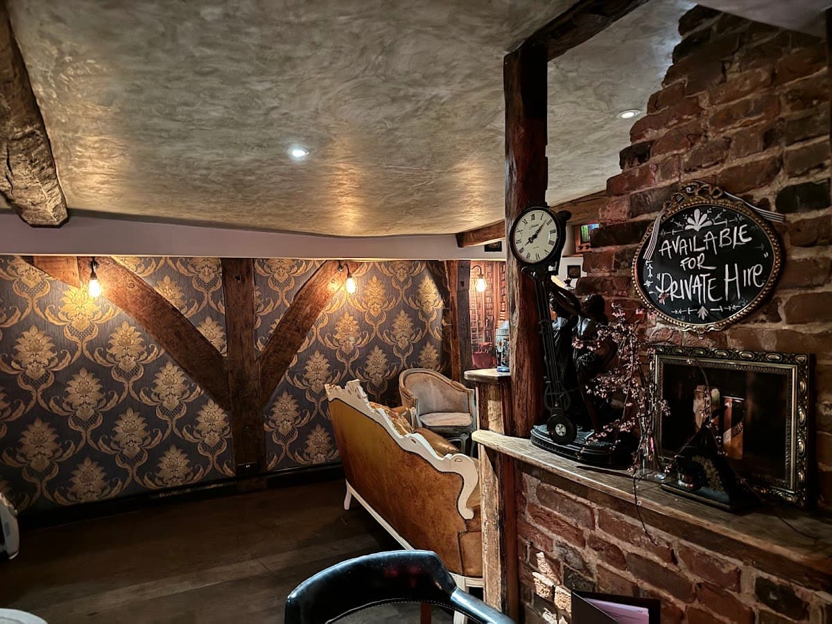 Tudor Antiques