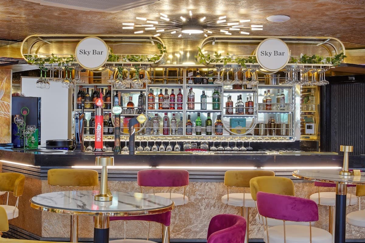 Godino Sky Bar & Restaurant