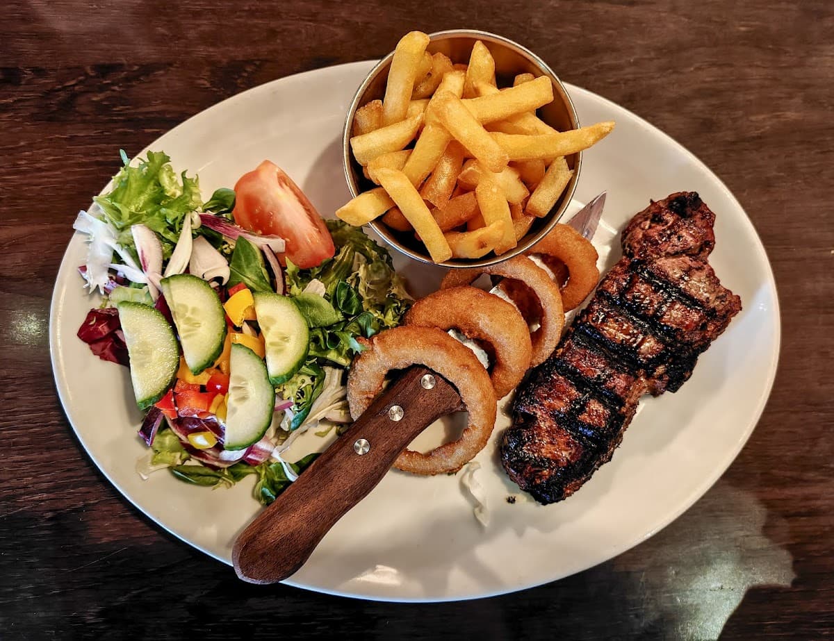 Harvey's New York Bar & Grill
