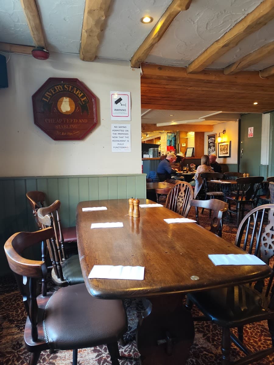 Horse & Groom