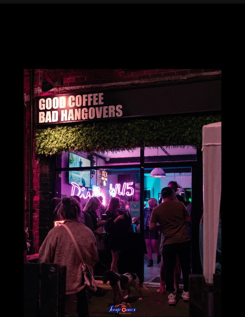 DiveHu5/Dive Coffee Co.