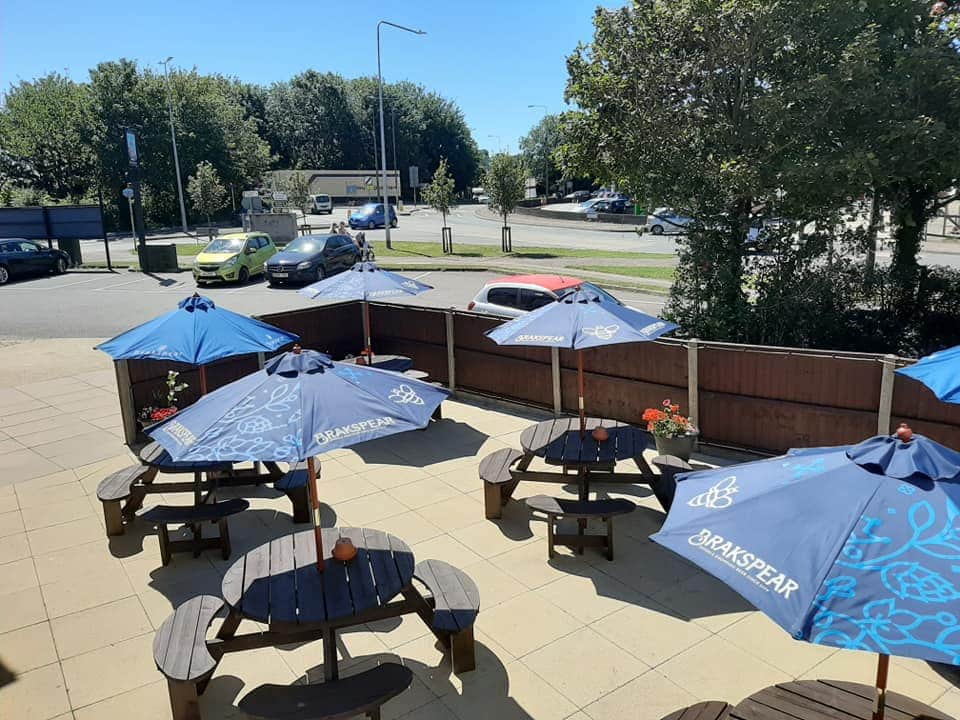 The Archer Pub & Chinese