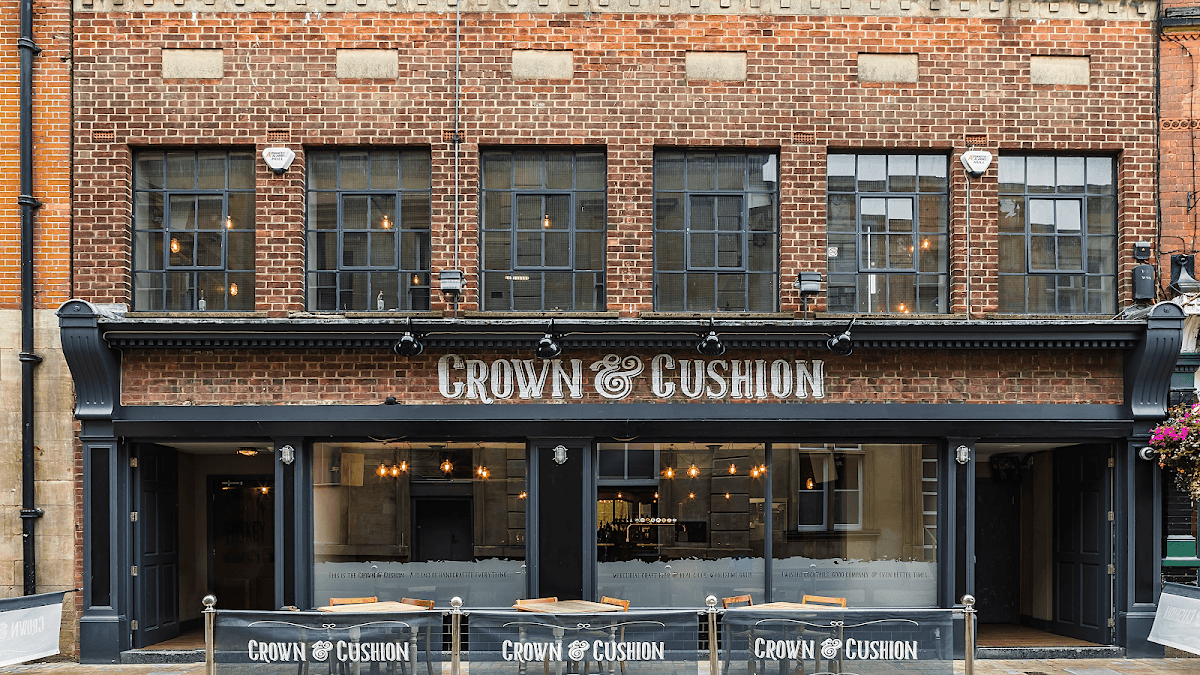 The Crown & Cushion