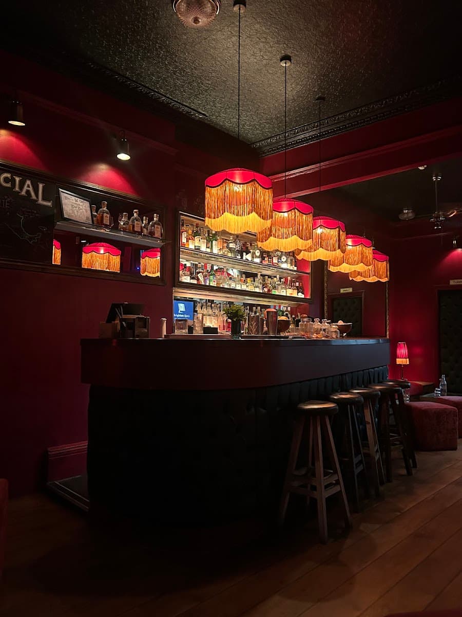 Bar Valentino