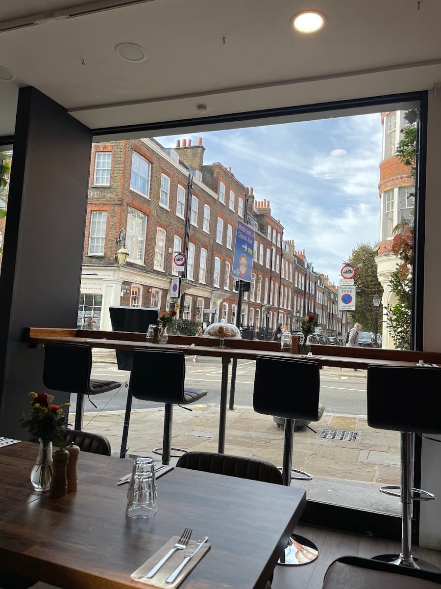 Heath street kitchen