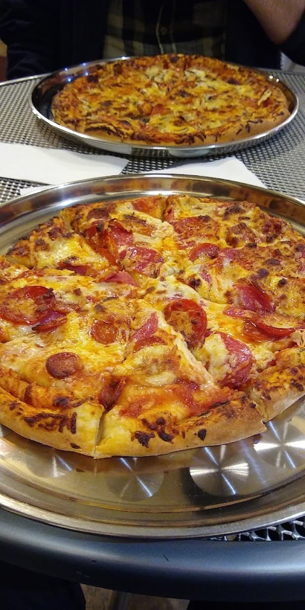 Firehouse Pizza