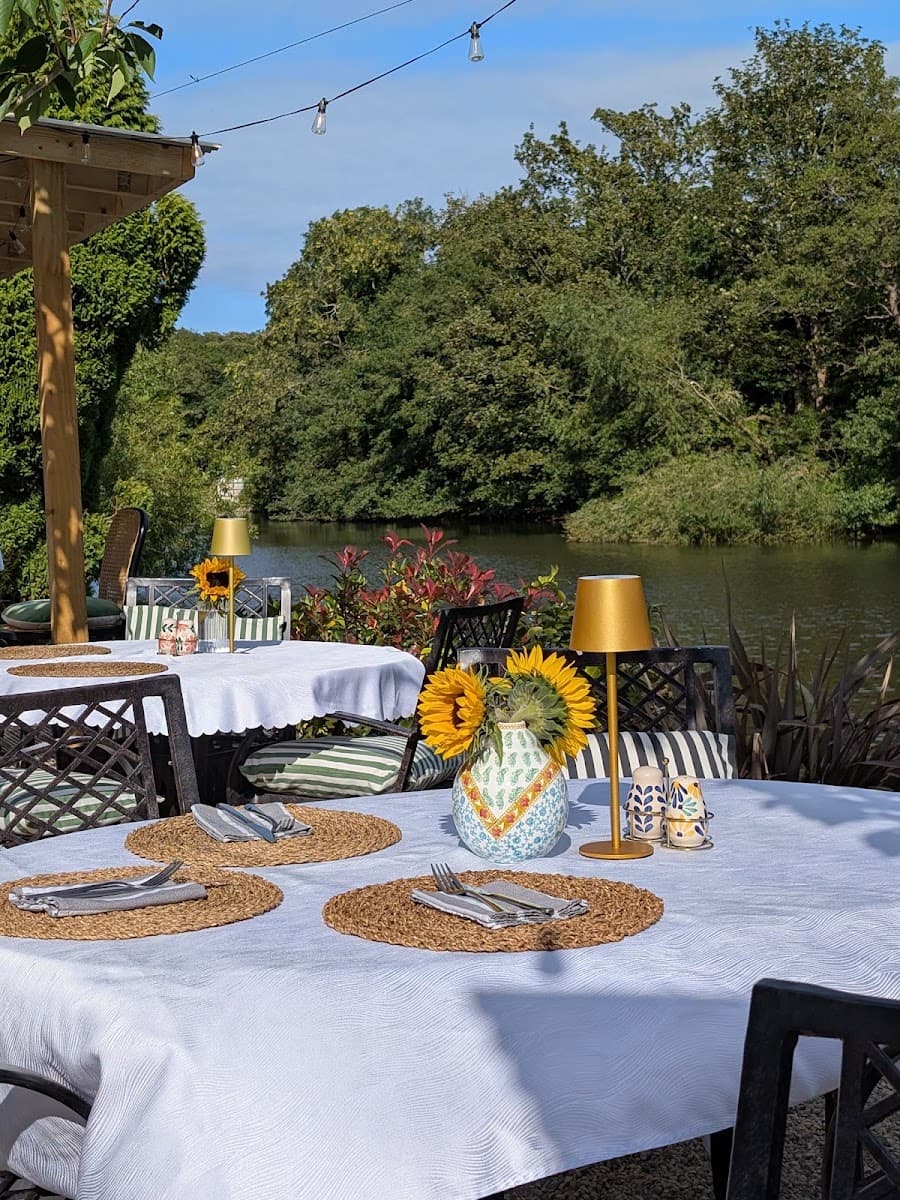 The Waterside at Chainbridge