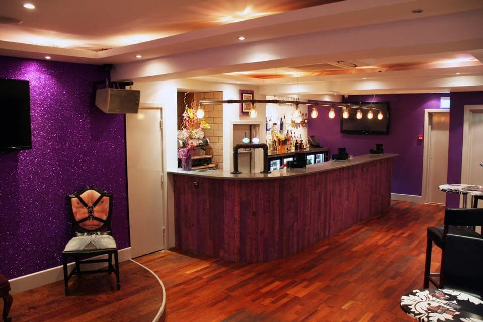 Bar 7 Crawley