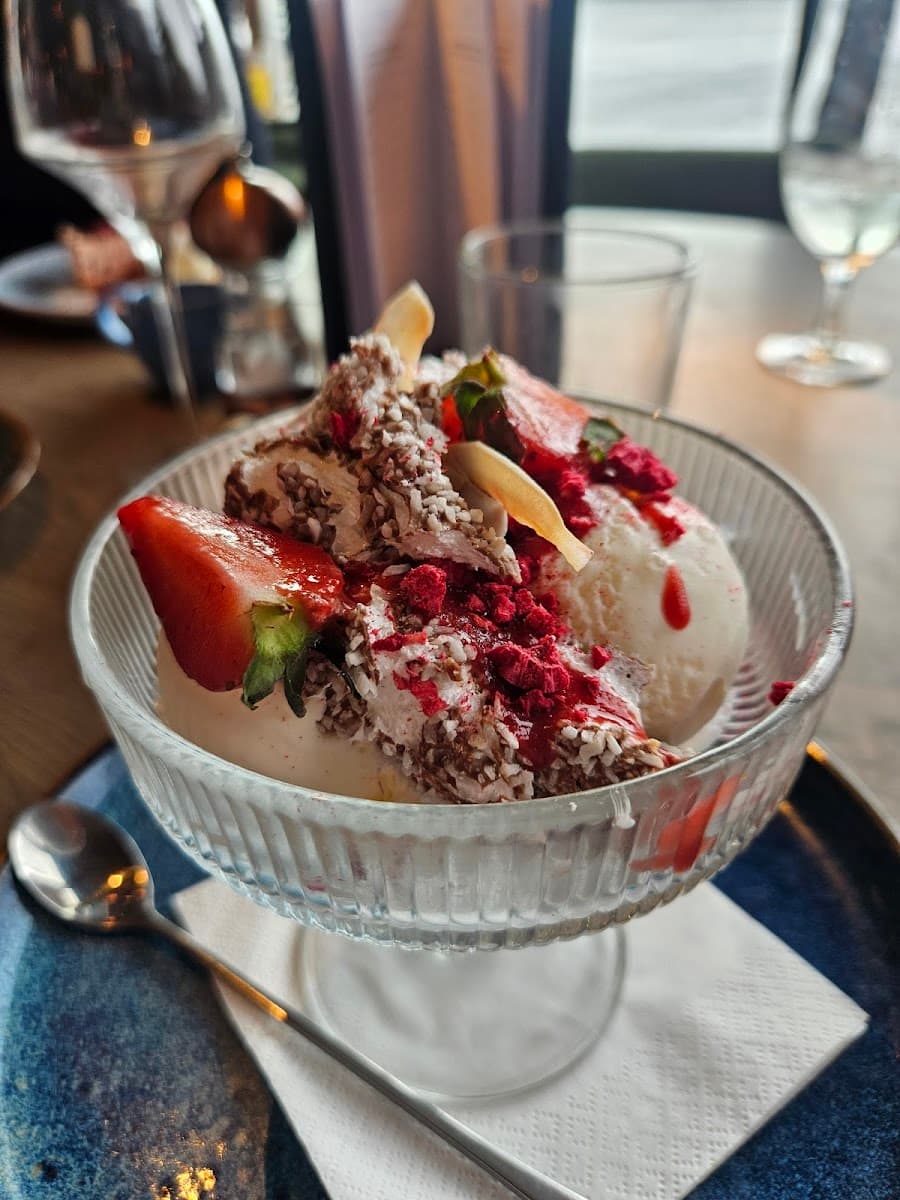 Scotts Bar & Restaurant